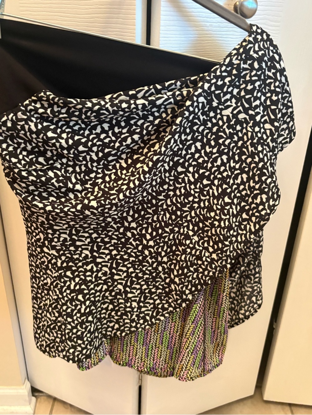 CAbi TOGETHER 3 piece SET Skirt & 2 tops Multicolor Knit Print Medium NWOT - Picture 5 of 5